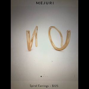 Mejuri Spiral Earings